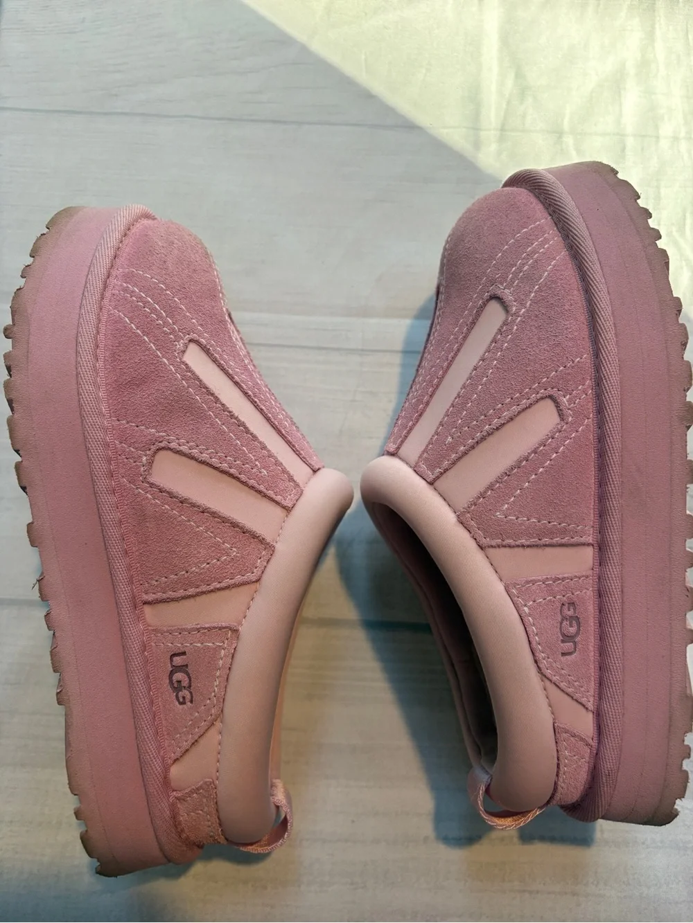 UGG Kids Pink Slip-On Clog Sneakers